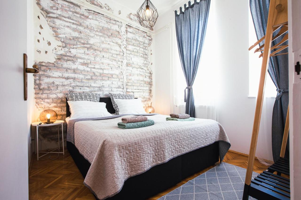 Villa Inda Rooms Eger Exteriör bild